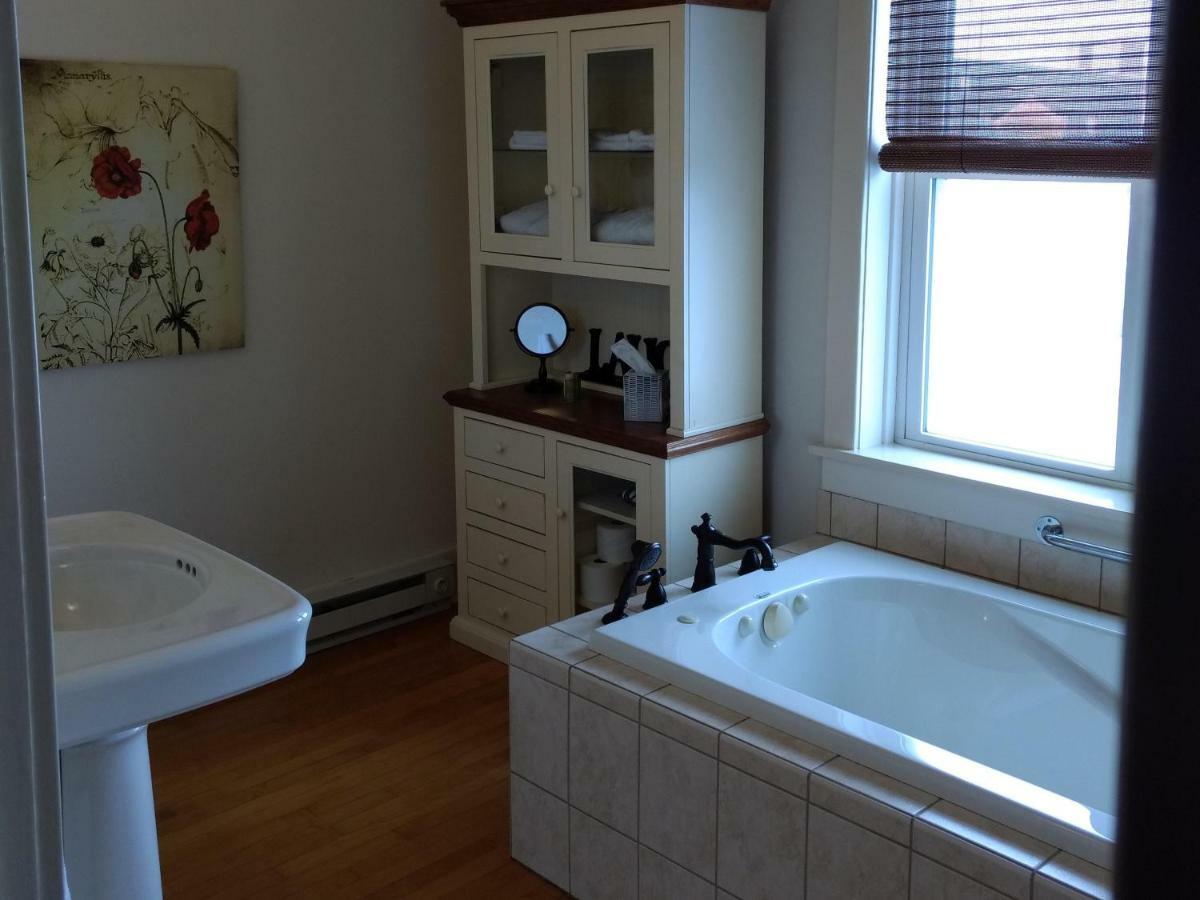 The Vintage Inn Bed And Breakfast Redwood Falls Room photo